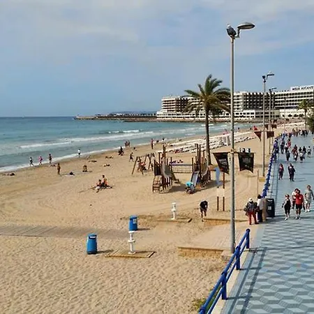 Perfect Views Super Centric דירה
